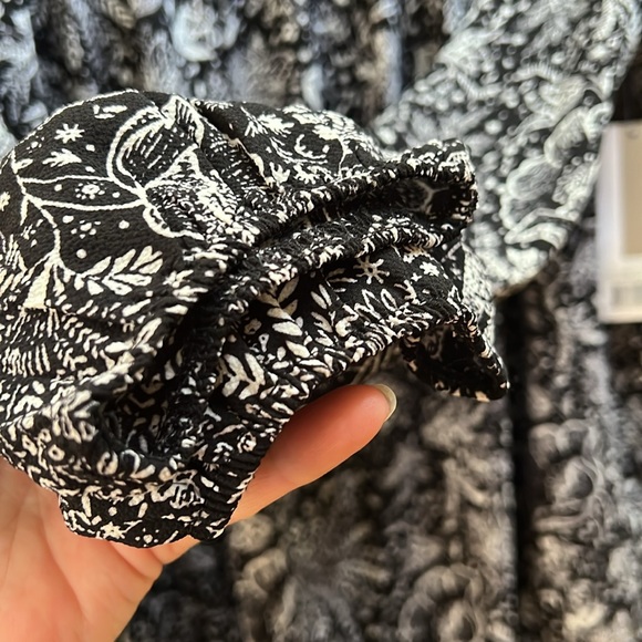 Peace & Pearls Chiffon Super Light / Airy NWT - Picture 10 of 15